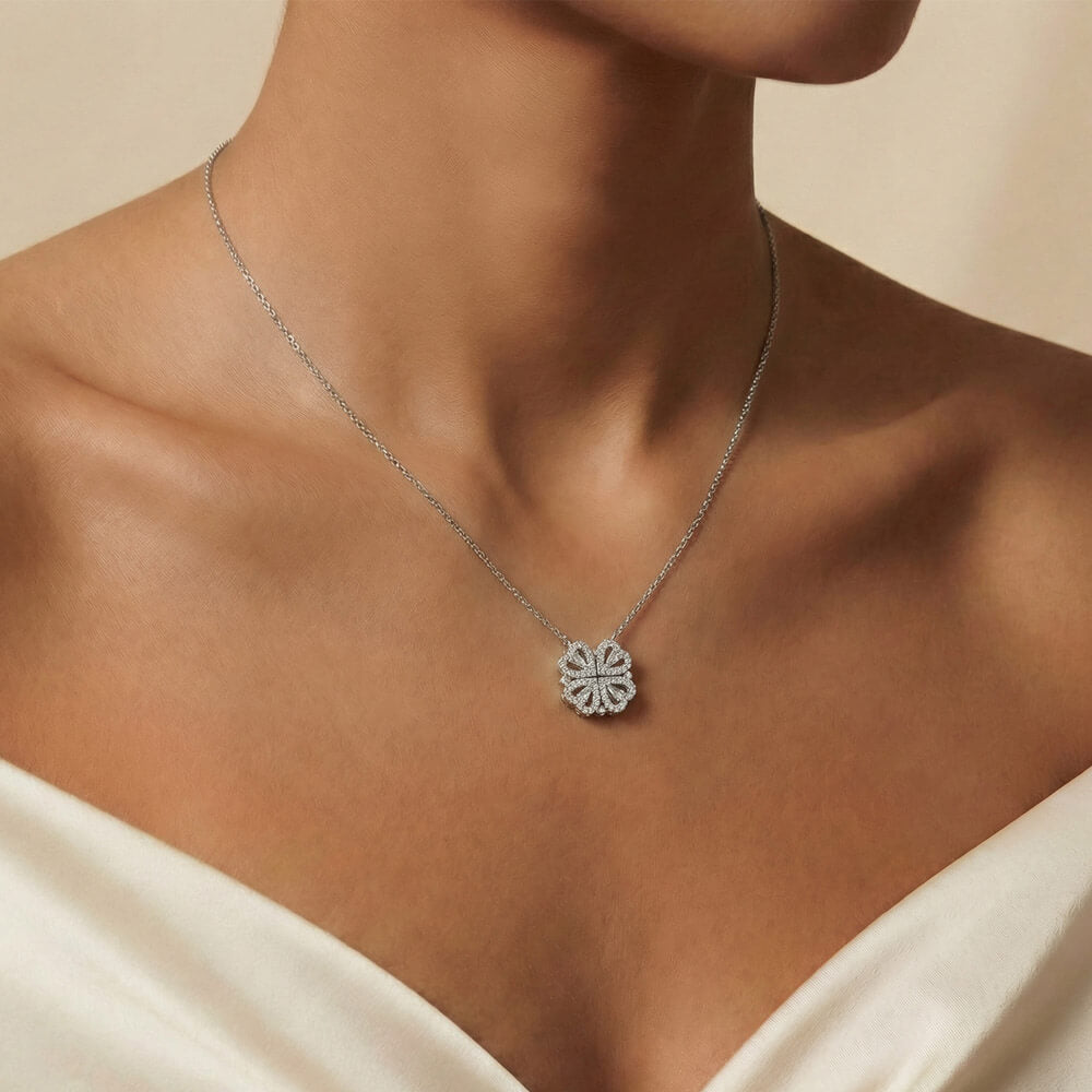 Necklace Magnetic Hearts with Crystal Accents
